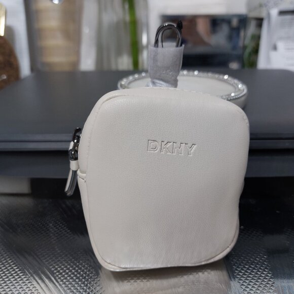 DKNY Mini Coin Purse Mini Clip On Bag Keychain Charm Coin Purse Cute - Picture 1 of 8